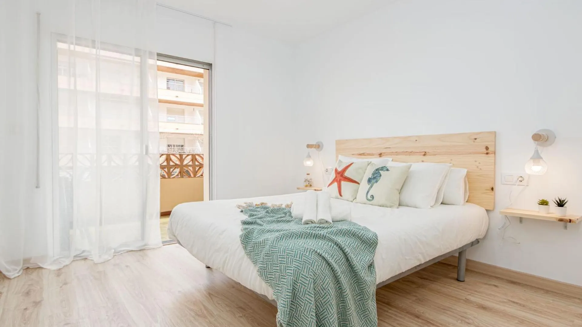 Appartement Milenial Immo Sim1 Apartamento A 300 Mts De La Playa Y Paseo Maritimo Roses Espagne