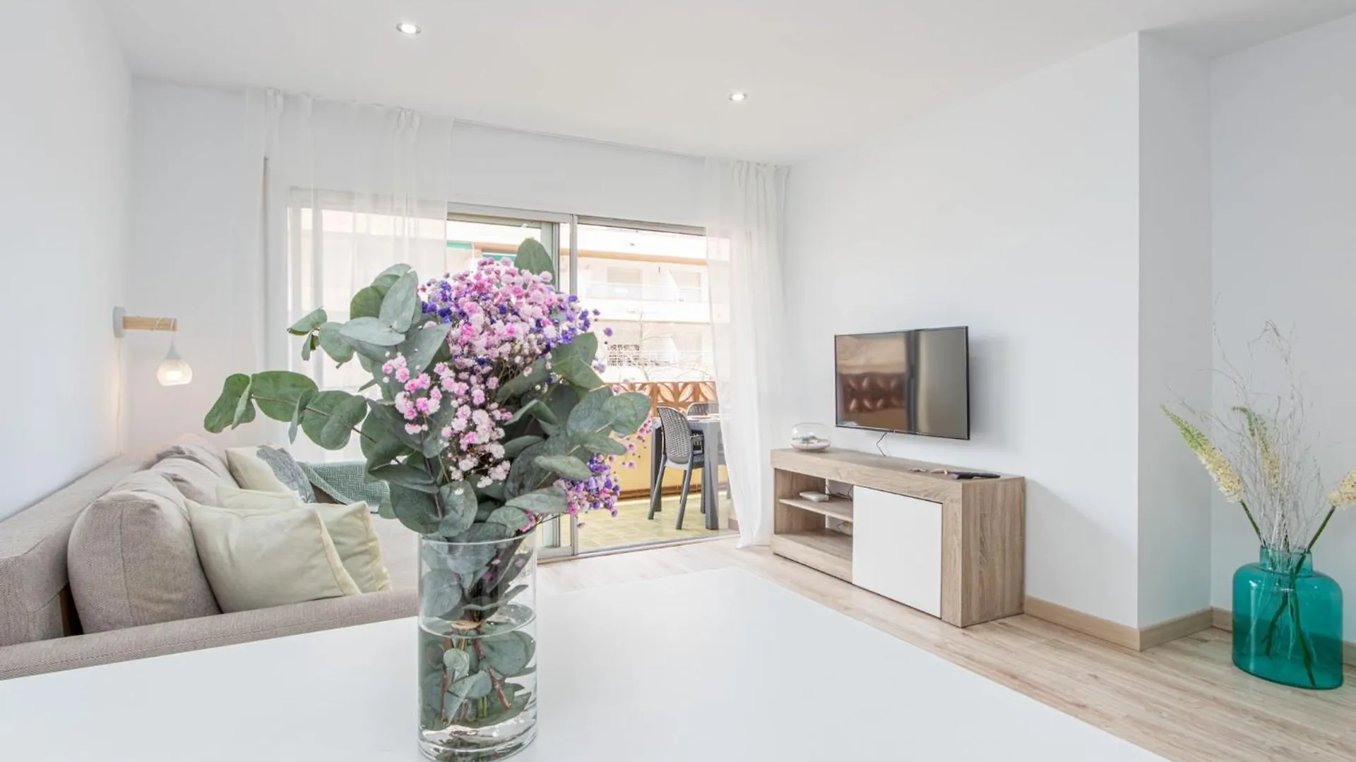 Milenial Immo Sim1 Apartamento A 300 Mts De La Playa Y Paseo Maritimo Roses Apartment